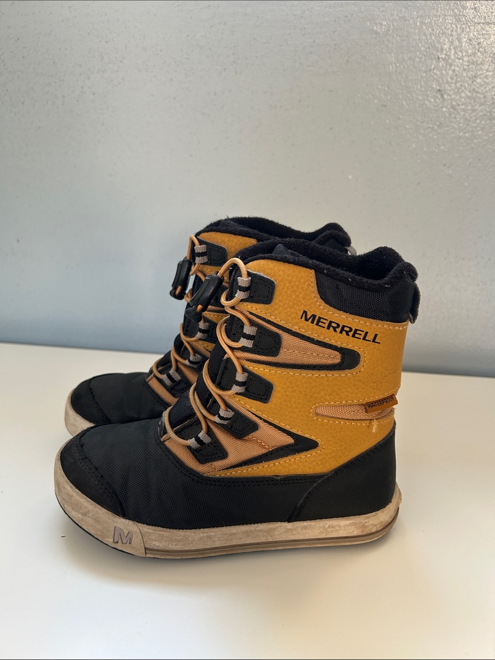 Merrell Snow Bank Boot - Picture 2 of 9